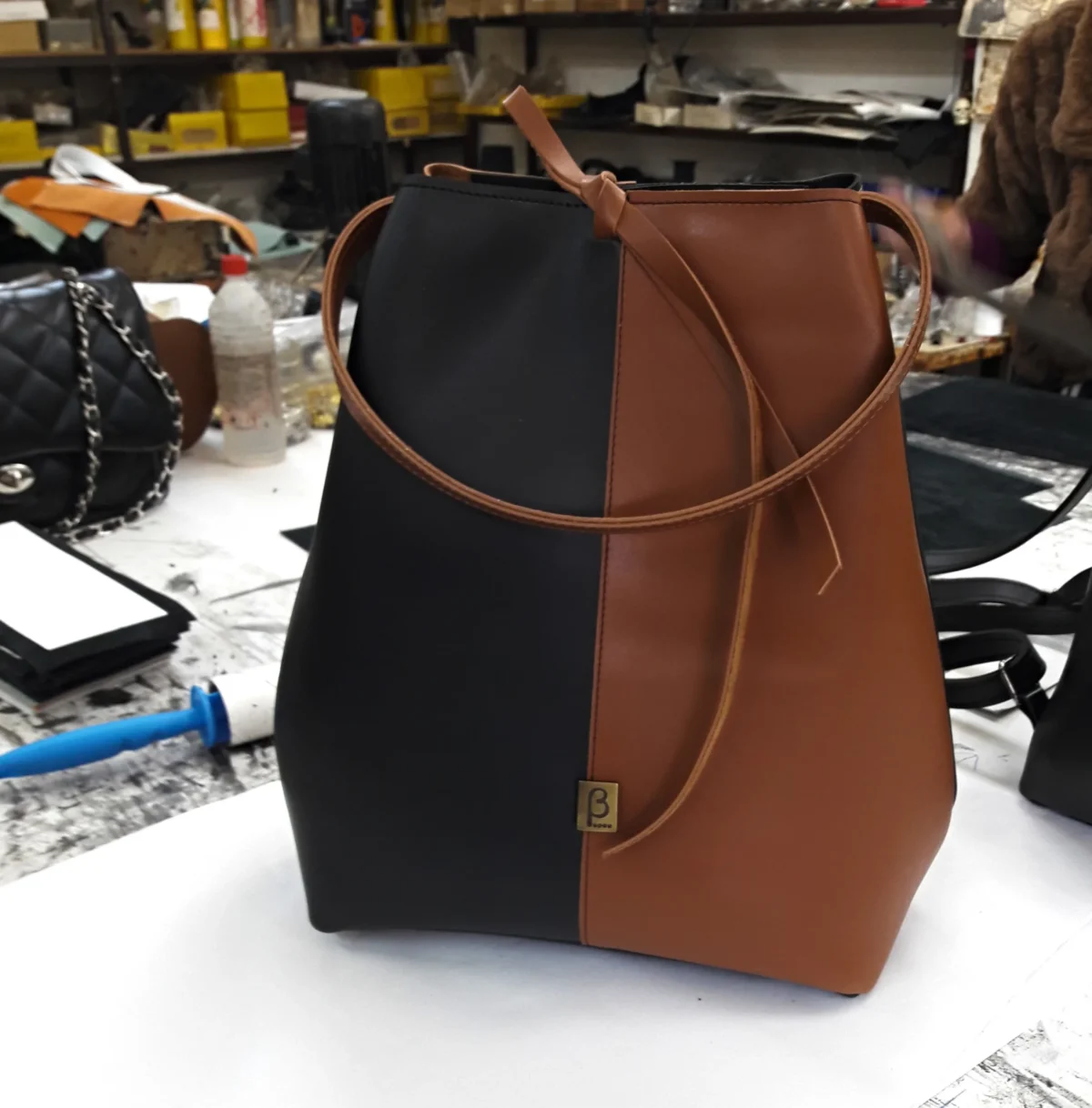 Twoface Juno Bag - Image 8