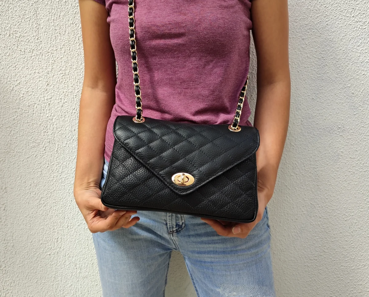 V Diamonds Caviar Leather Purse - Image 2