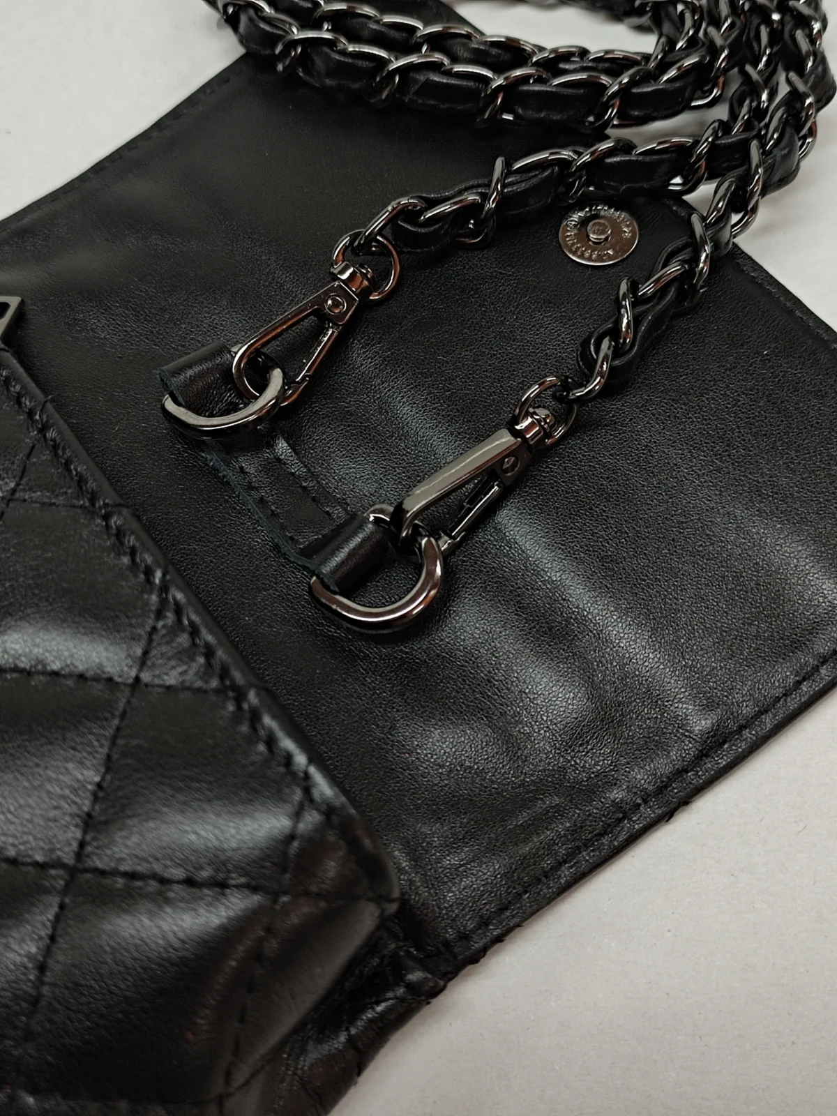 Quilted Wallet / Crossbody Bag - Image 11
