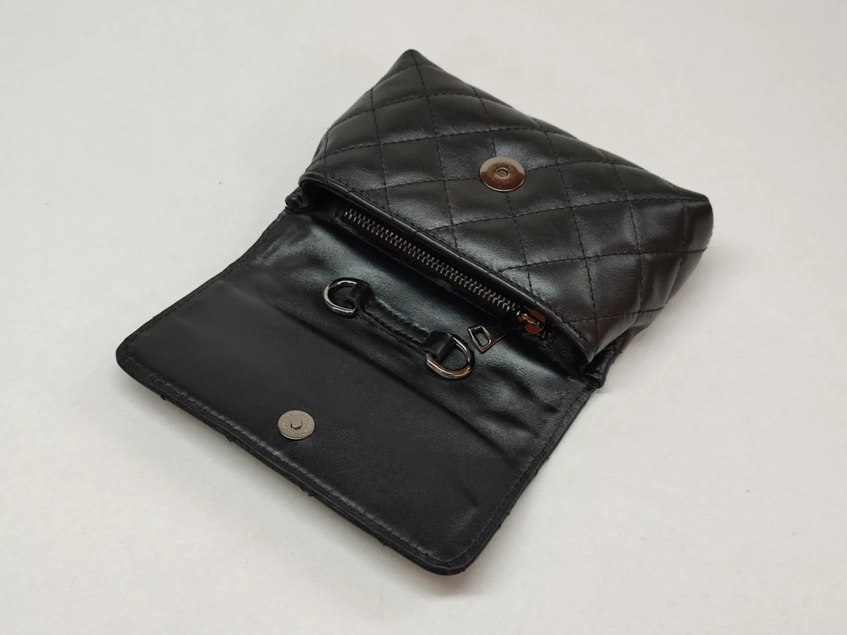 Quilted Wallet / Crossbody Bag - Image 10