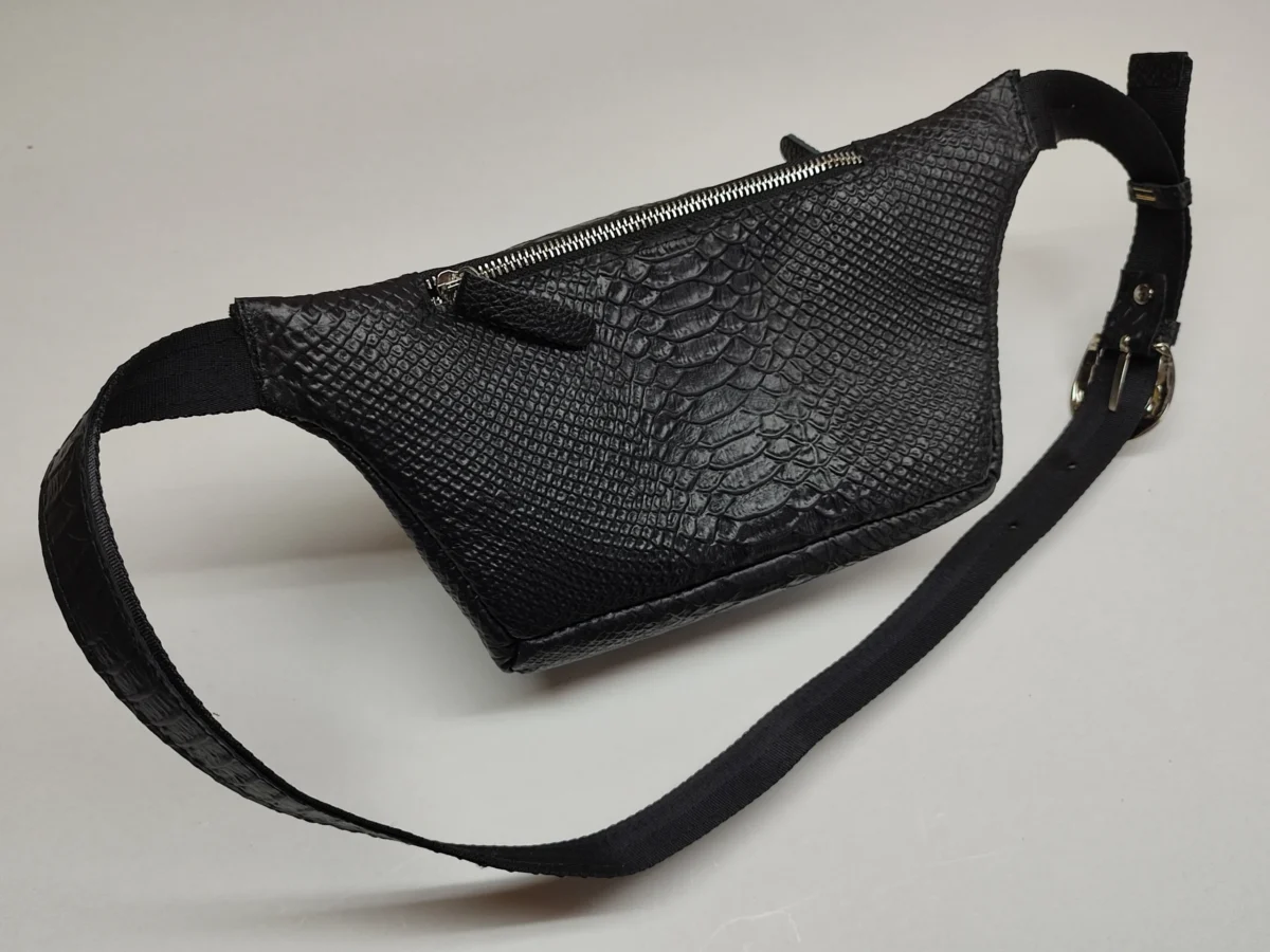 Ofis Queen Belt Bag - Image 2