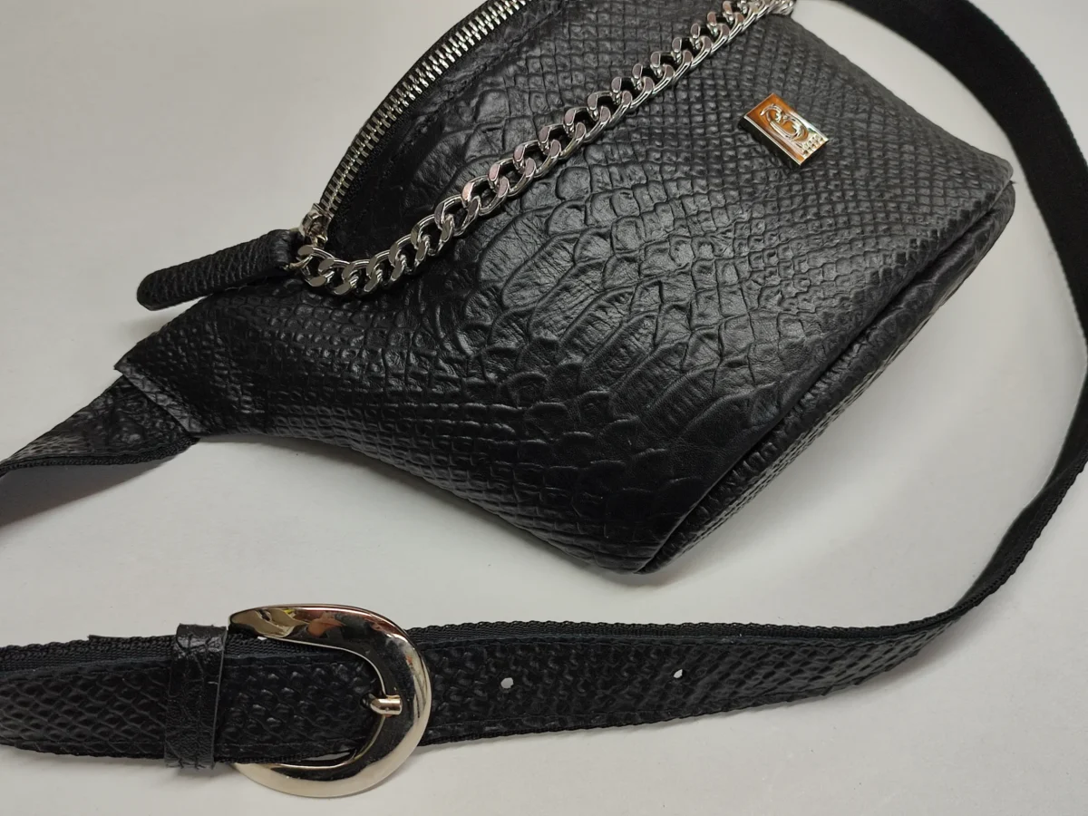 Ofis Queen Belt Bag - Image 8