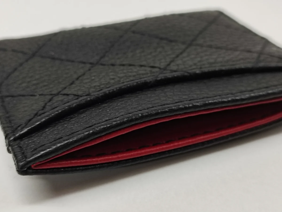 Caviar Quilted Cardholder - Image 3