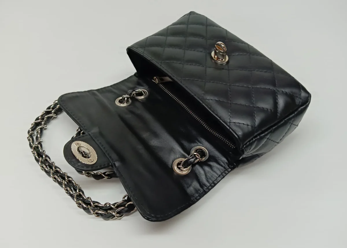Small Diamond Purse - Image 13