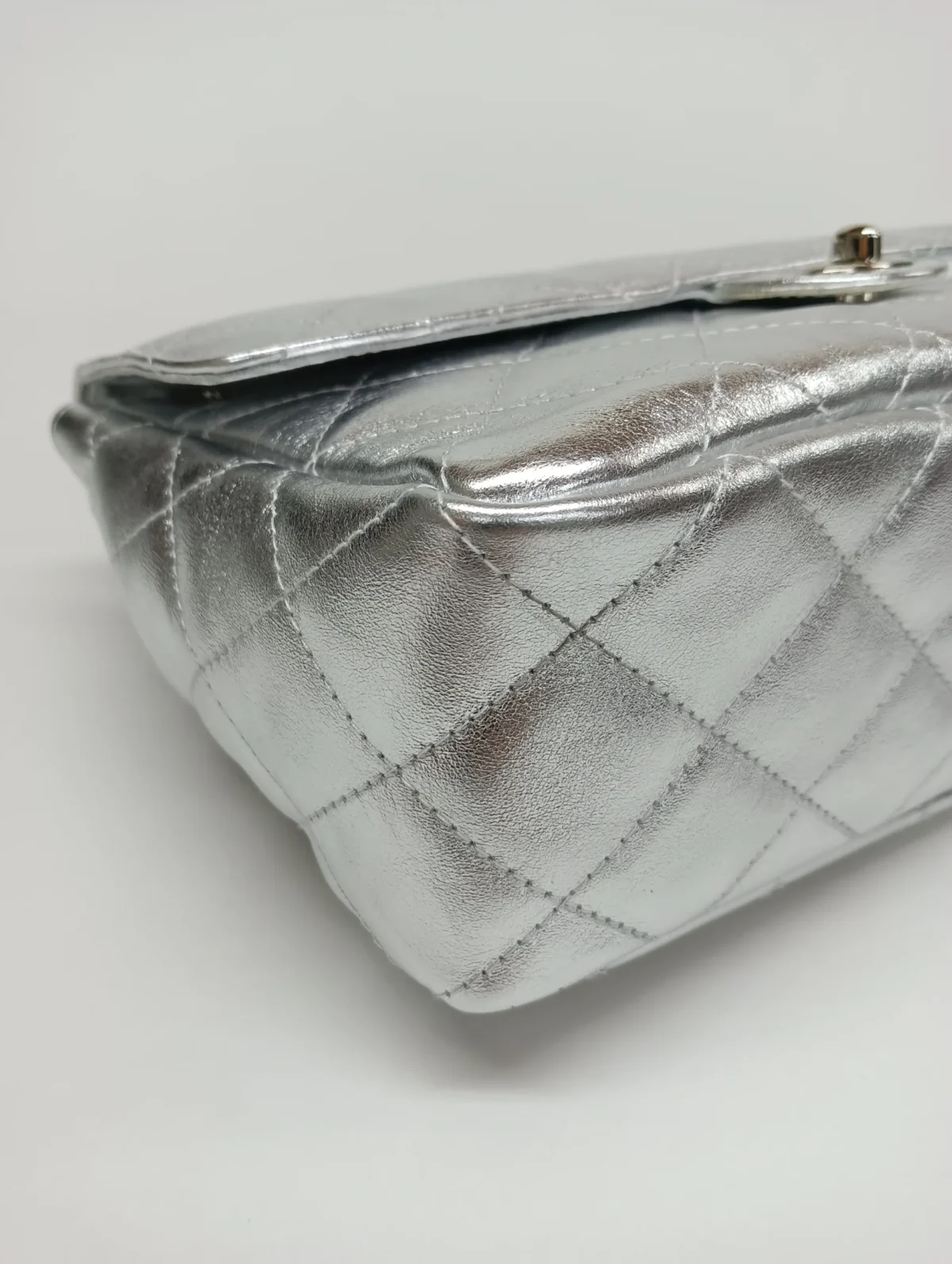 Straight Flap Max Bag - Image 10
