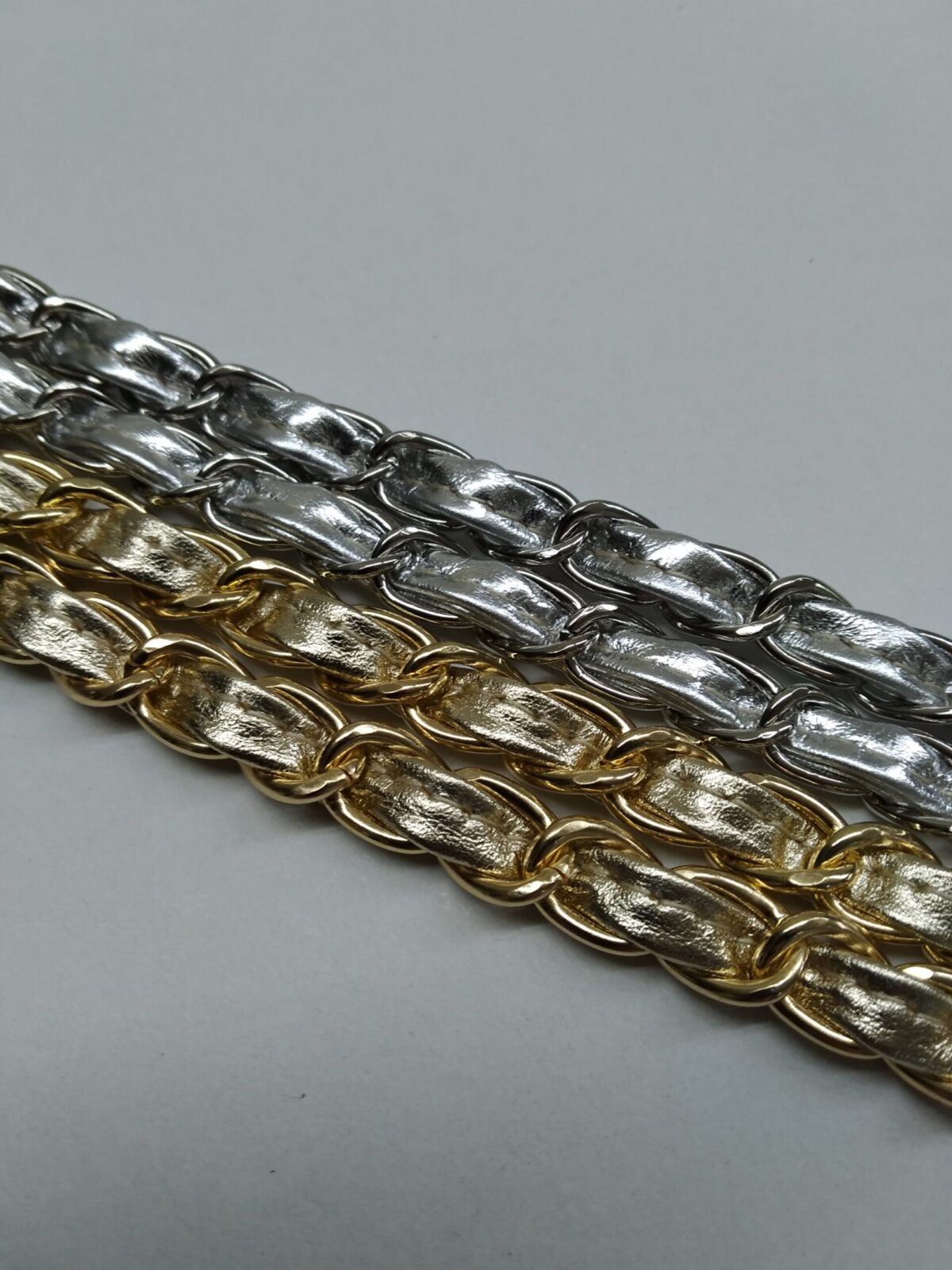 Classic Chain Leather Strap - Image 4