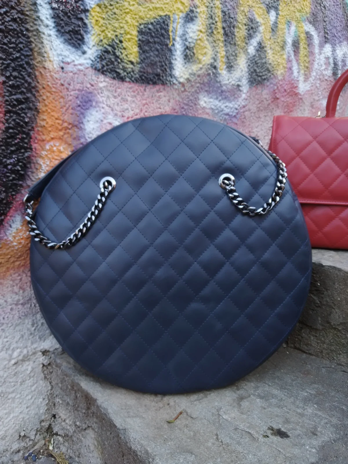 Round Diamond Large Bag - Image 10