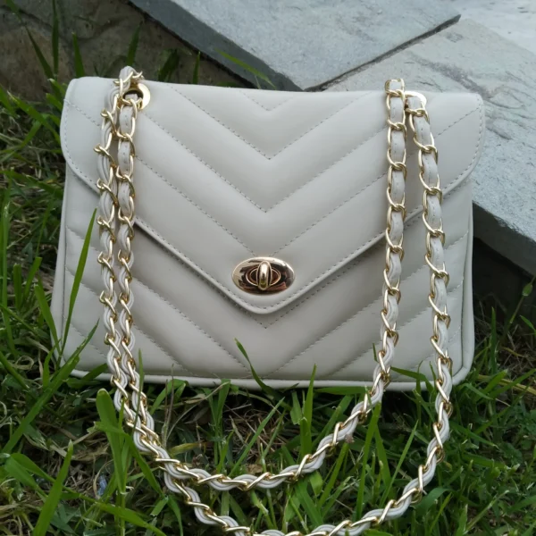 V Diamonds (medium)