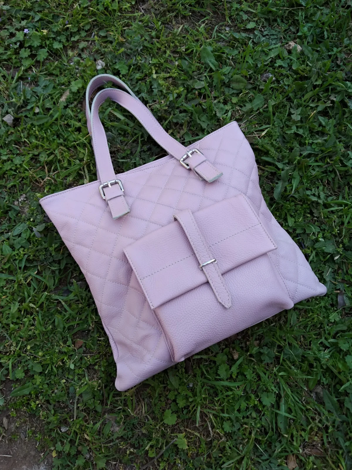 Classic Style Pink Leather Tote - Image 4