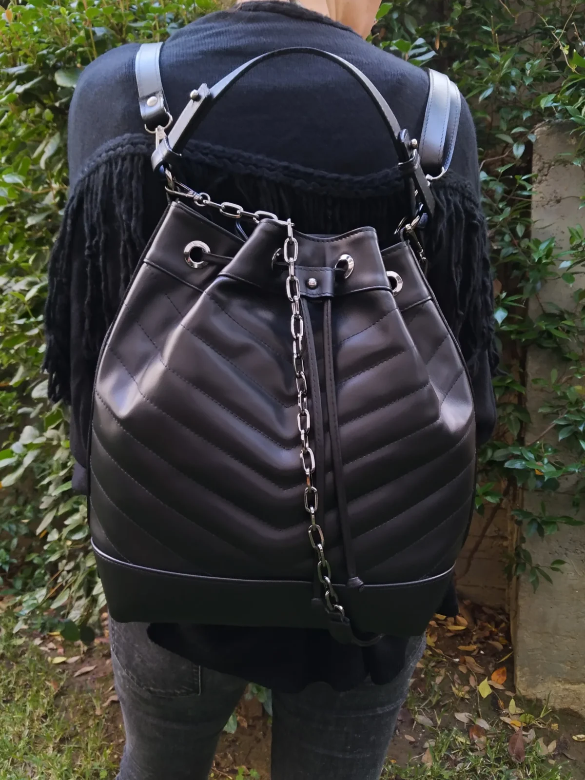 DIAMONDS ARE ETERNAL Quilted Convetible Purse - Image 3