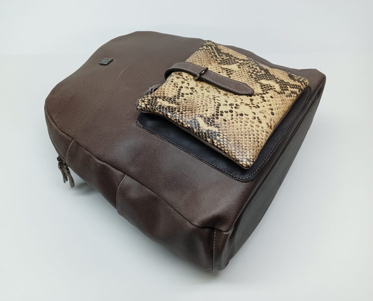 XL Snake Detail Comfort Backpack - Image 3