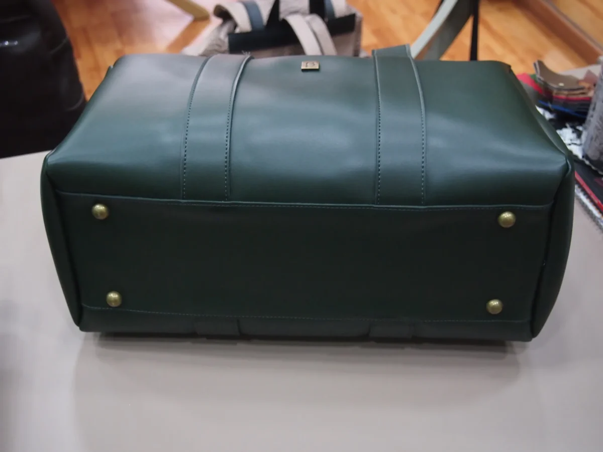 Virsa Minimalist Travel Bag - Image 7