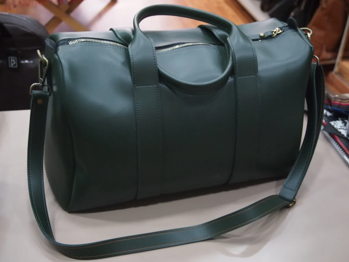 Virsa Minimalist Travel Bag - Image 3