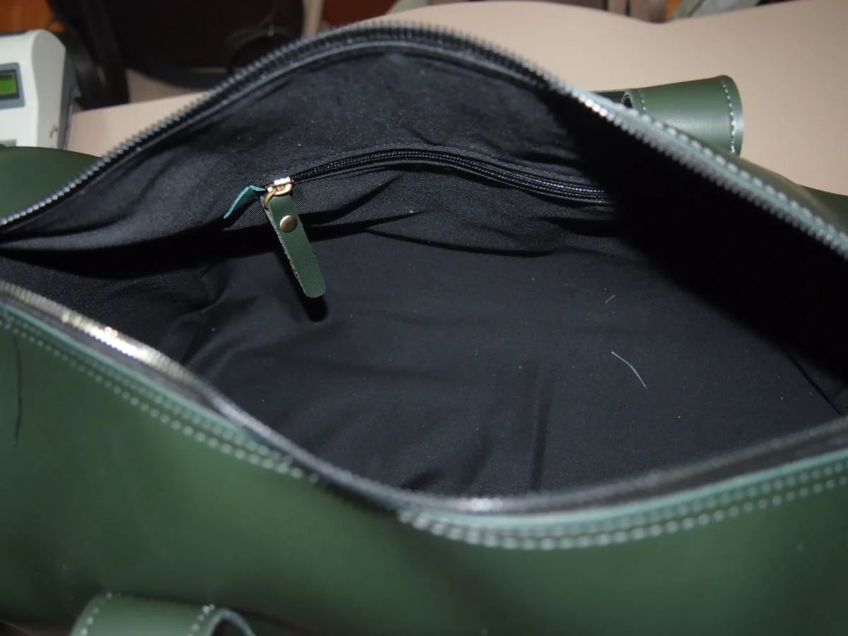 Virsa Minimalist Travel Bag - Image 8