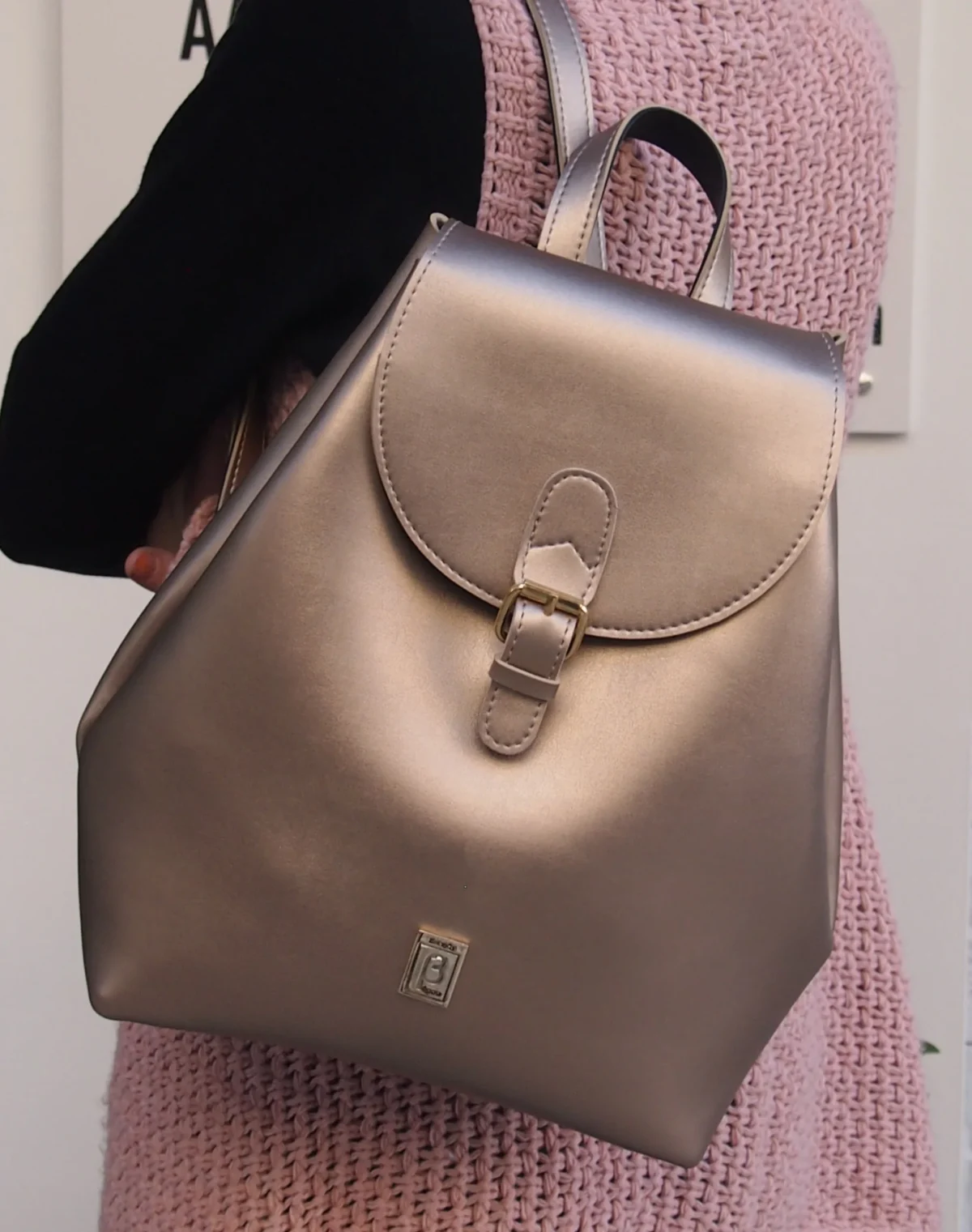 Minimalist Juno Backpack - Image 4