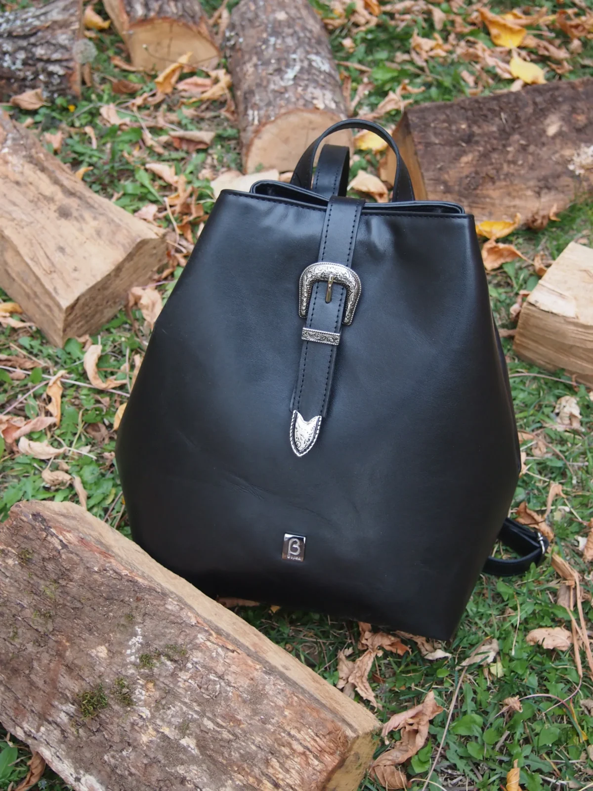 Luxury Juno Backpack - Image 3