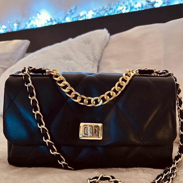 Medium Diamonds Genuine Leather Bag
