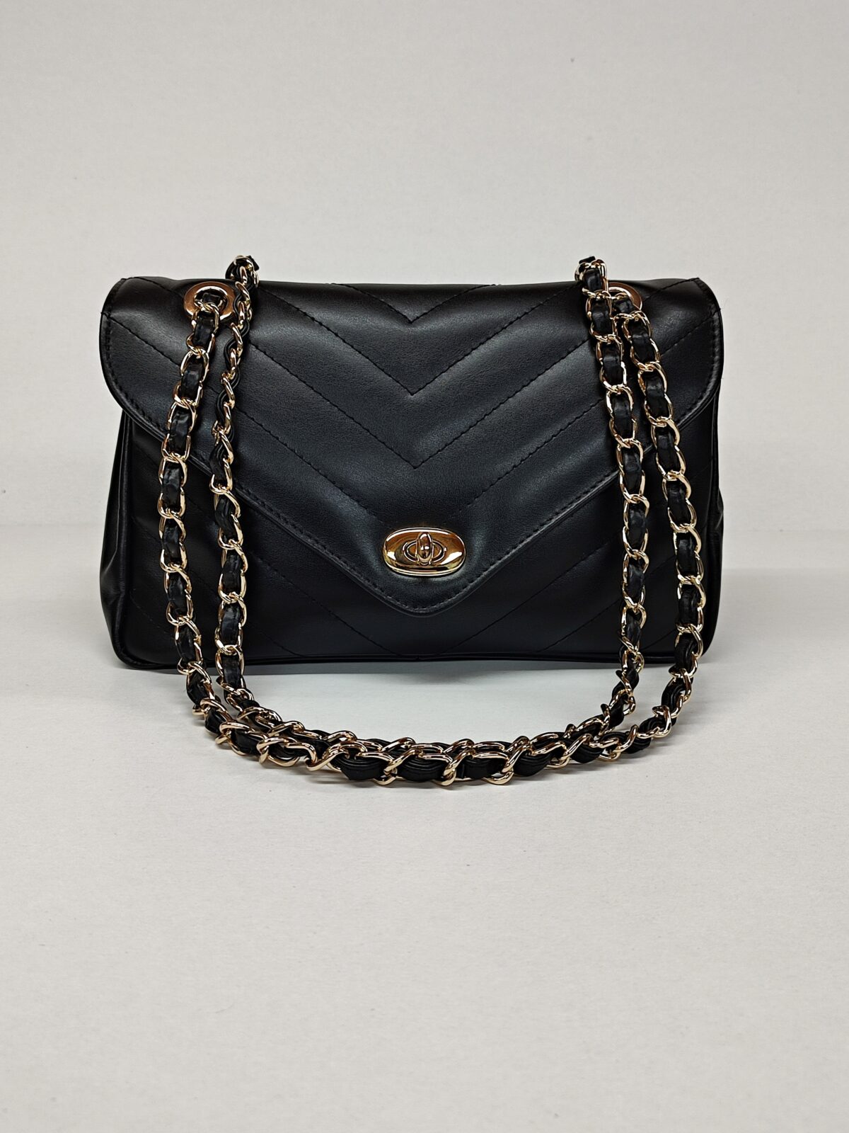 V Diamonds (medium) - Image 2