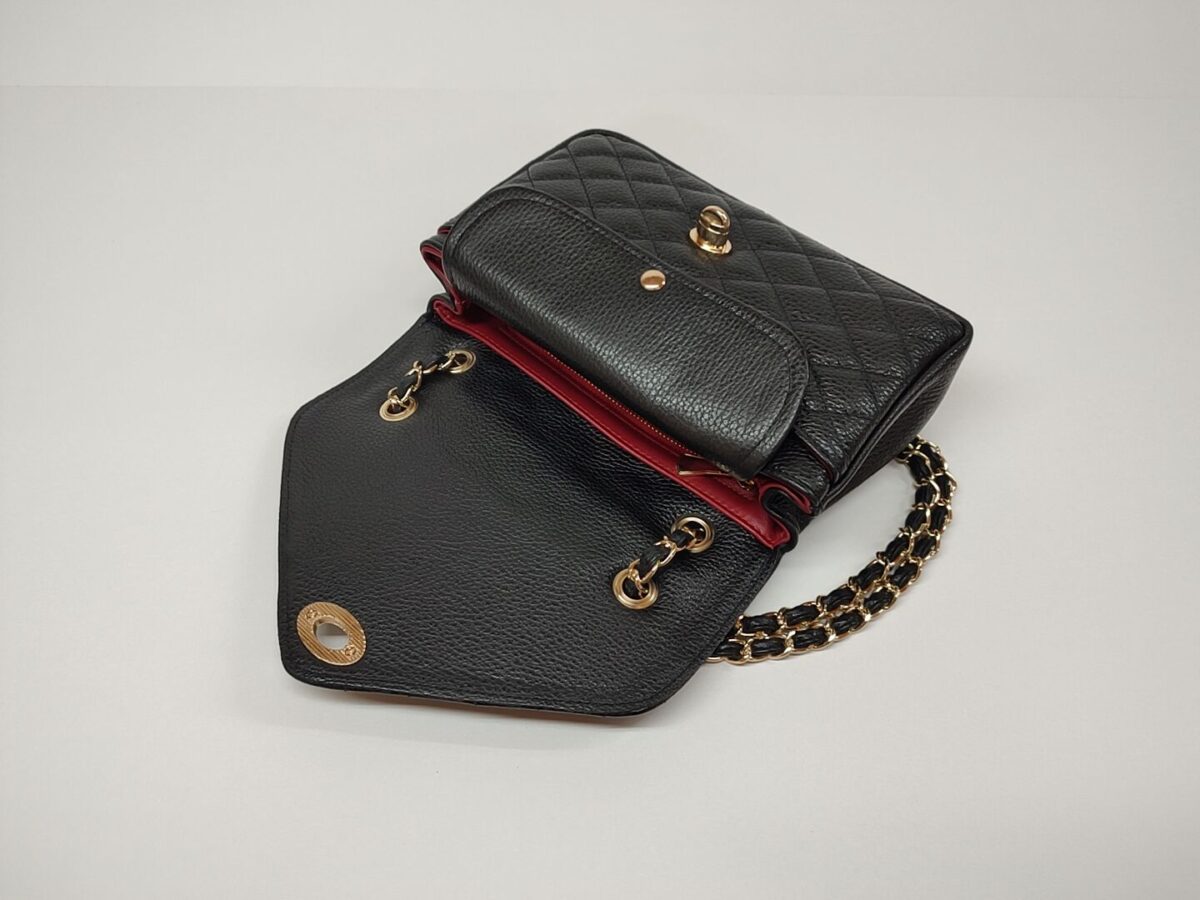 V Diamonds Caviar Leather Purse - Image 6