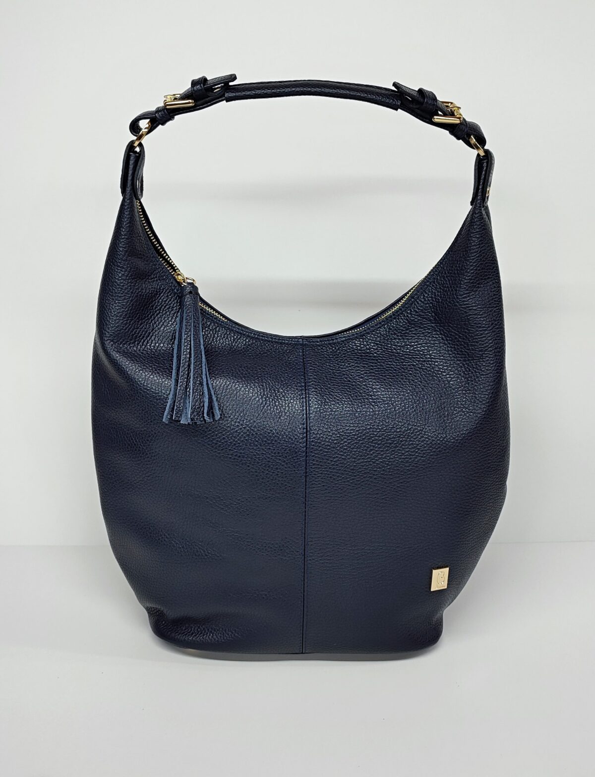 Magnificent Leather Hobo Bag - Image 7
