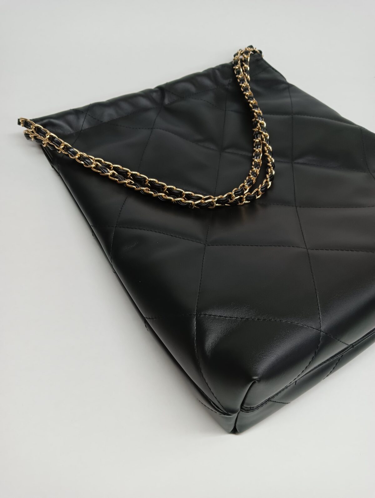 Special Diamonds Tote - Image 8