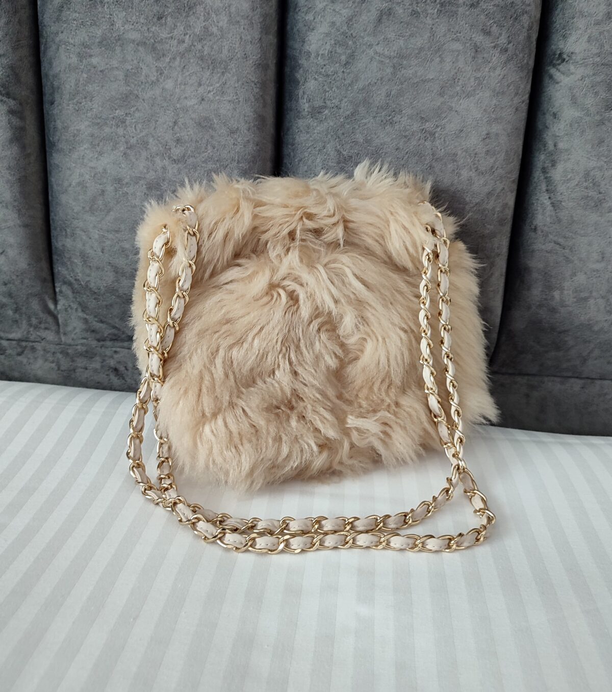 Genuine Fur Tote - Image 7