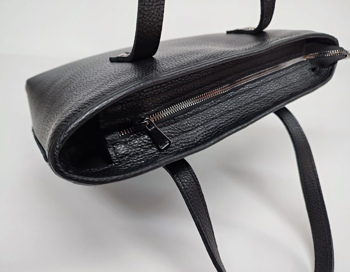 Classic Grained Leather Tote - Image 5