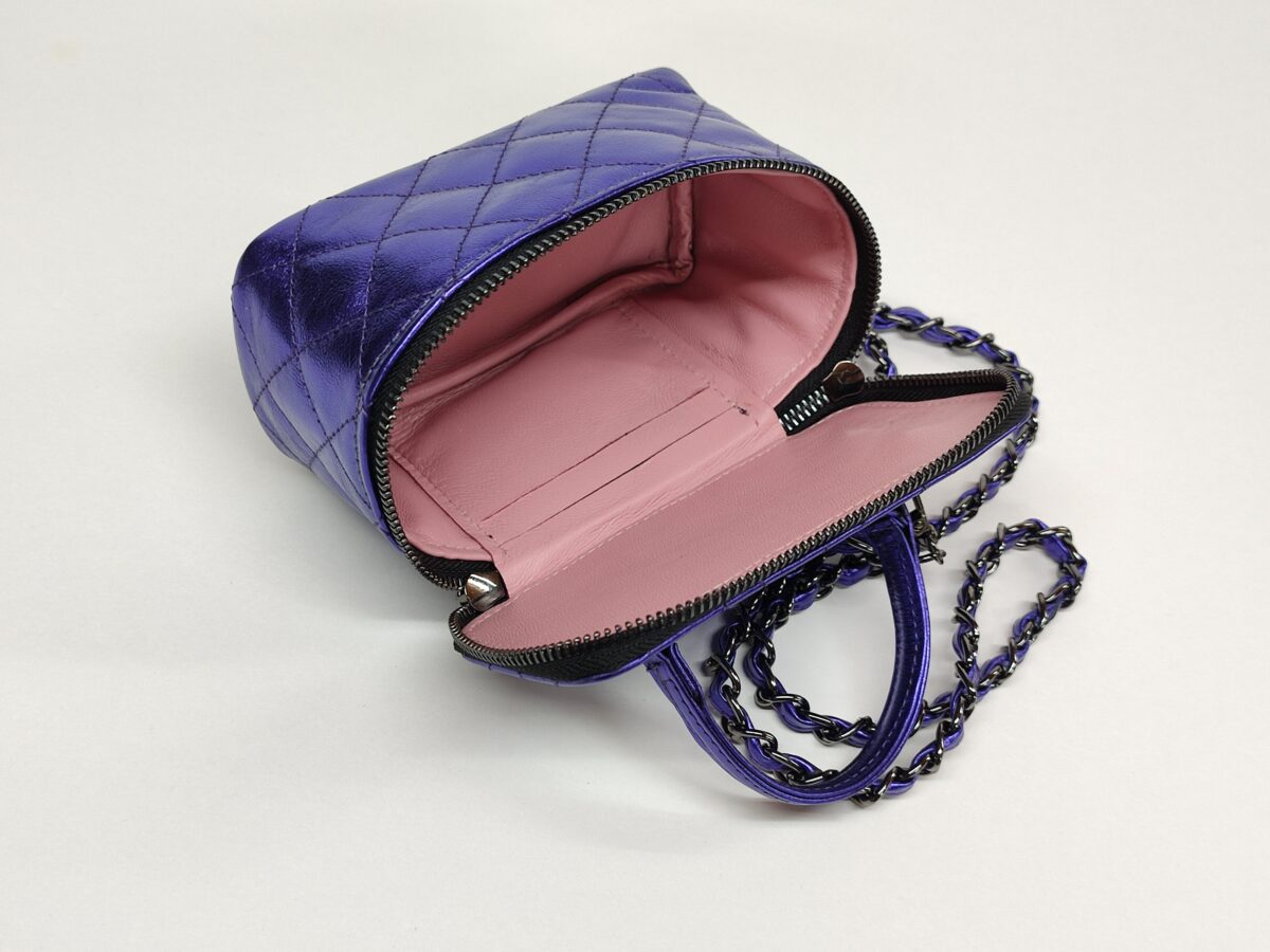 Quilted Small Barrel Bag - Image 12