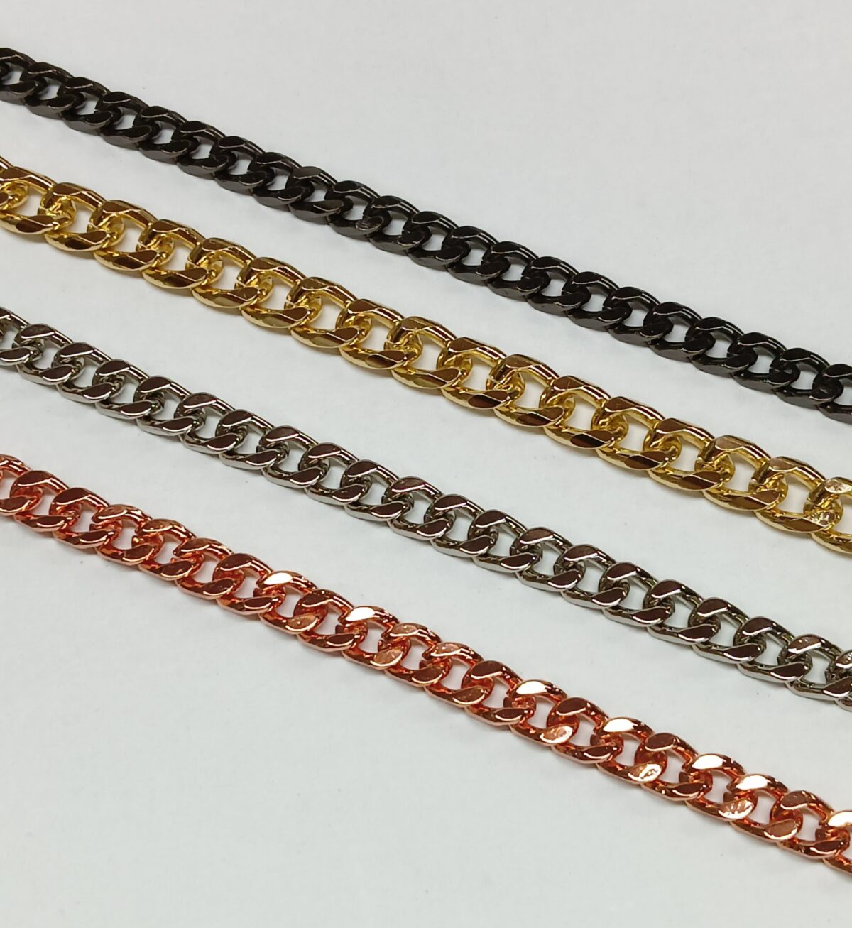 Metallic Diamond Clutch - Image 10