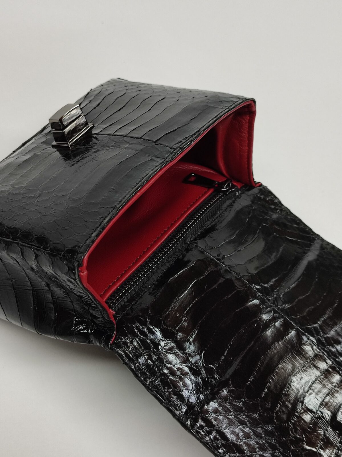 Python Small Purse - Image 5