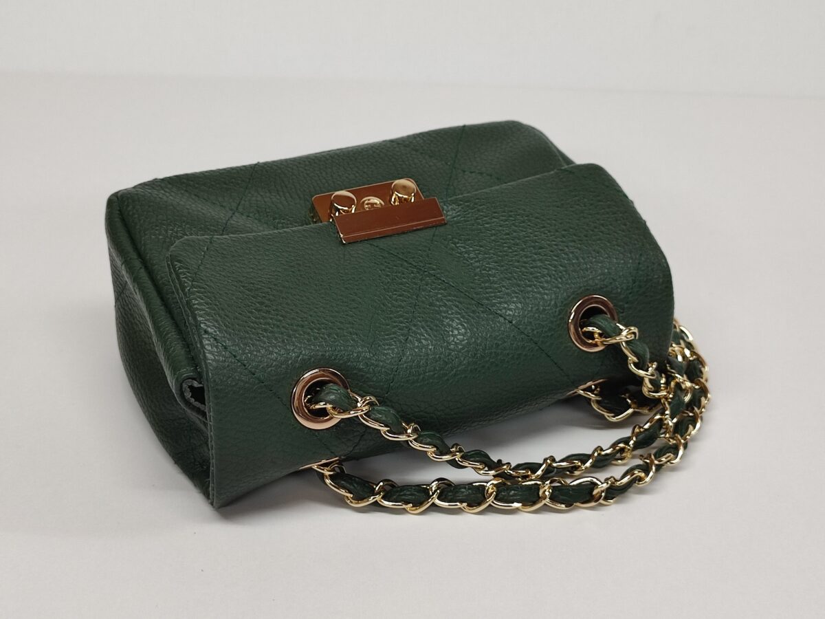 Small Boxy Grained Leather Purse - Image 8