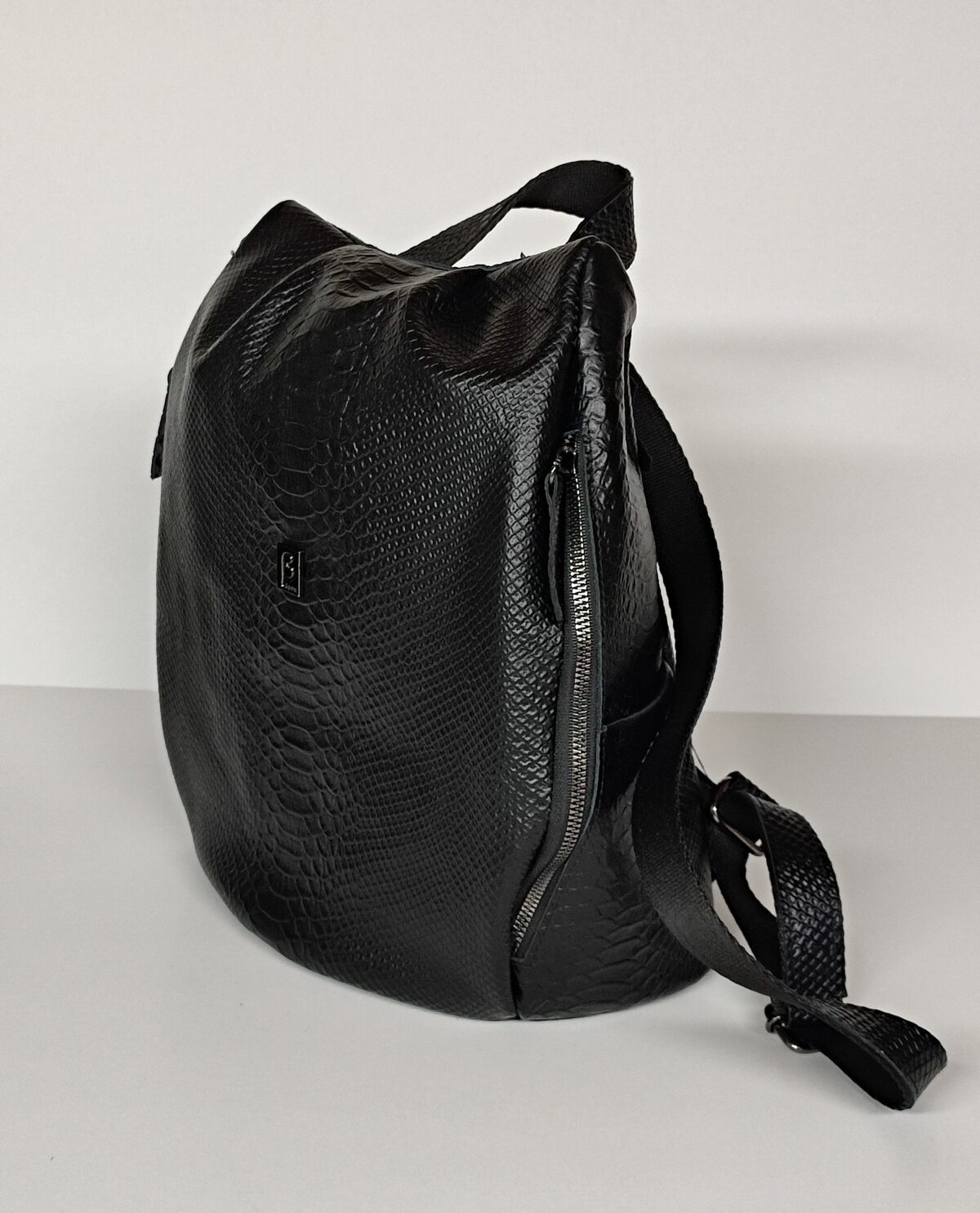 Anti-Theft Snake Backpack - Image 3