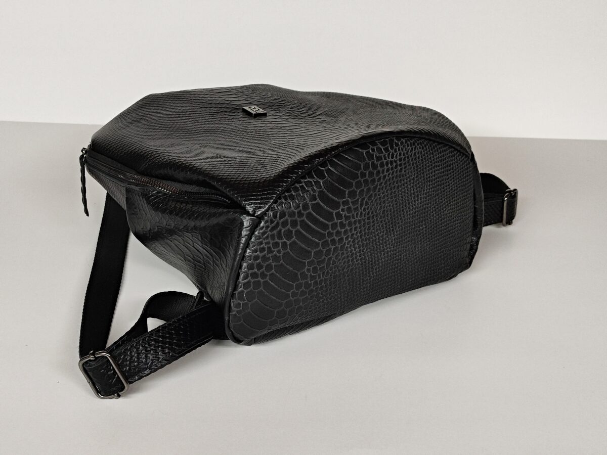Anti-Theft Snake Backpack - Image 7