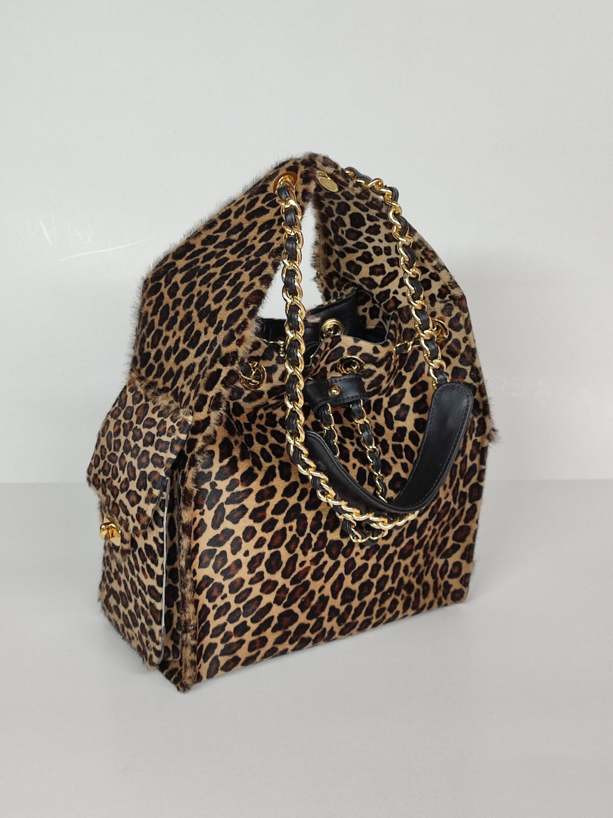 Leopard Fur Luxury Bucket Bag (Medium Size) - Image 3