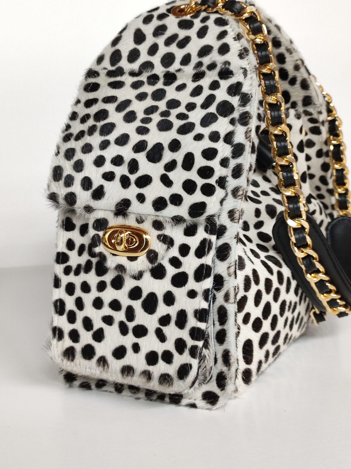 Animal Print Fur Luxury Bucket Bag (Large Size) - Image 4
