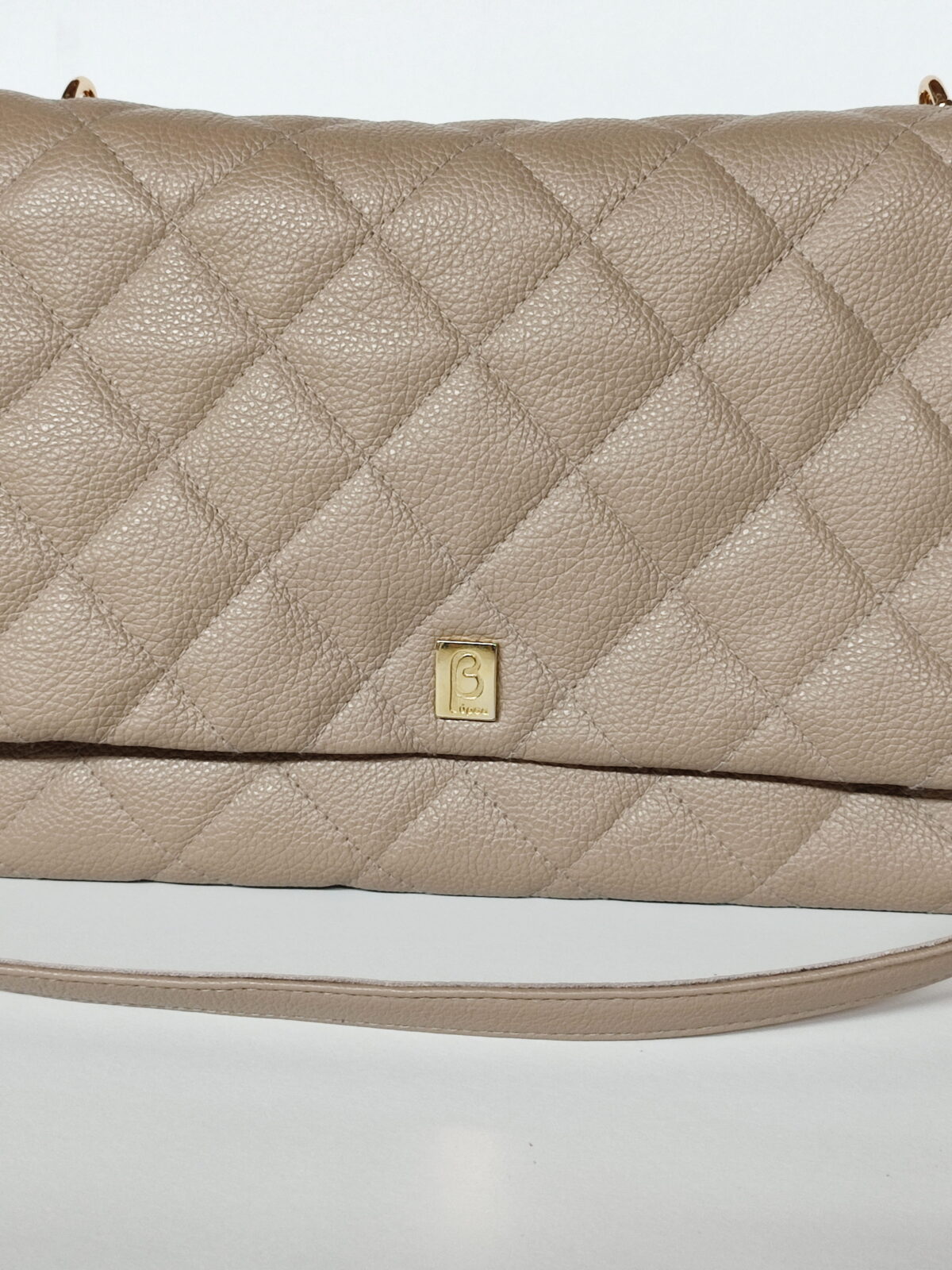 Matelassé Hobo Bag - Image 6
