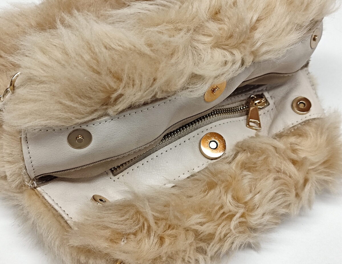Sheepskin Tote - Image 5